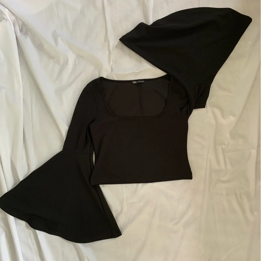 ZARA BLACK CROPPED BATWING TOP - Picture 2 of 6